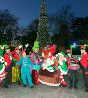 We sent some of our Toy Soldiers to York Designer Outlet on behalf of Maynineteen - looks as though they created a winter wonderland!